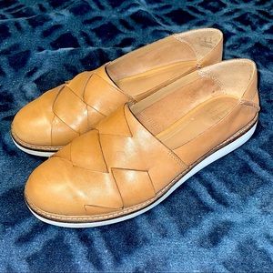 Clarks Women’s Flats